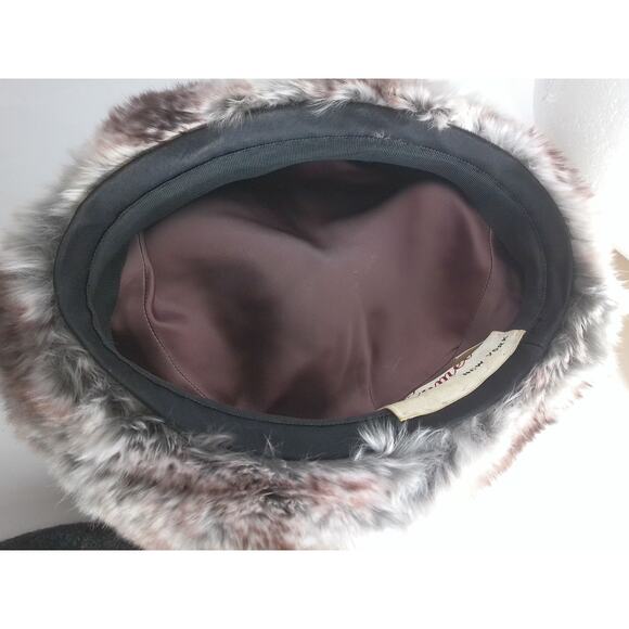 Vintage 1960s Claire of Cameo Paris Chinchilla Fur Pillbox Beret Hat Mod Winter main image 2